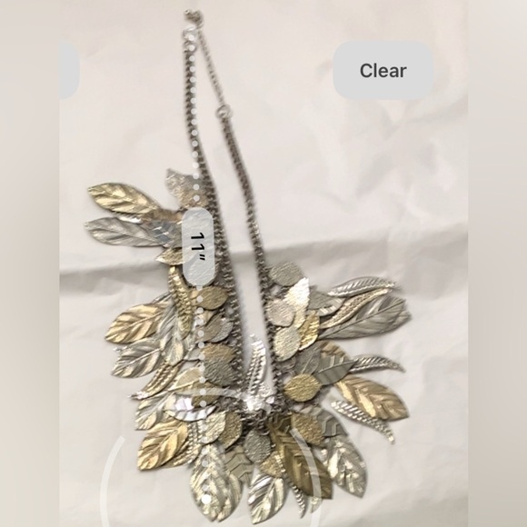 Tri Color Leaf Necklace & Earrings Set - Picture 8 of 8